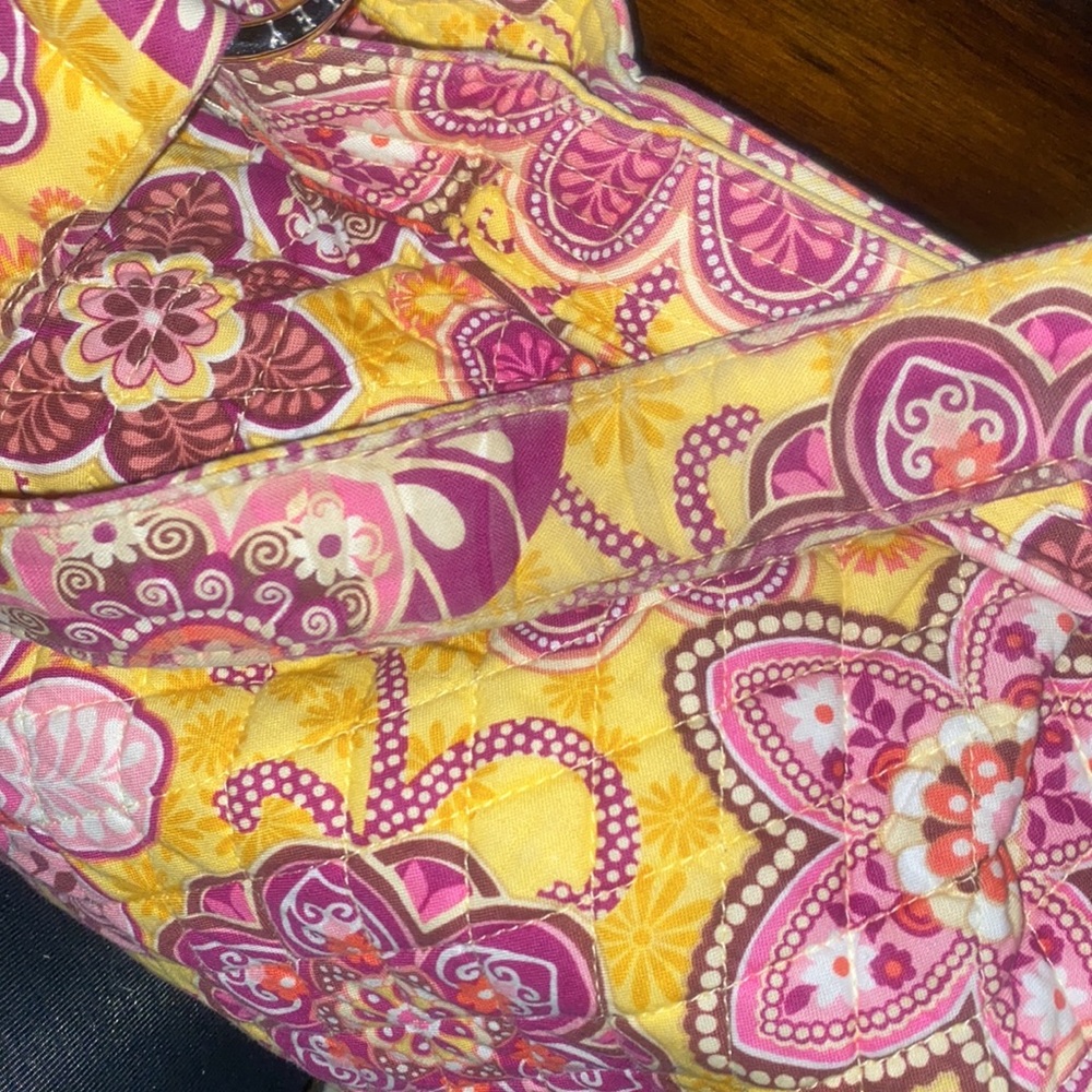 Vera Bradley Reversible Tote in Bali Gold. - Picture 11 of 12
